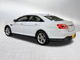 Used 2017 Ford Taurus SE image 4