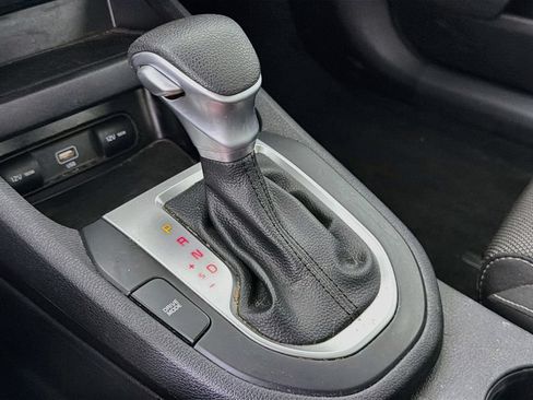 Used 2023 Kia Forte LXS w/ LXS Technology Package FWD image 20