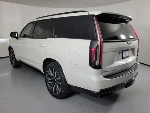 Certified 2024 Cadillac Escalade Sport w/ Touring Package AWD/4WD image 4