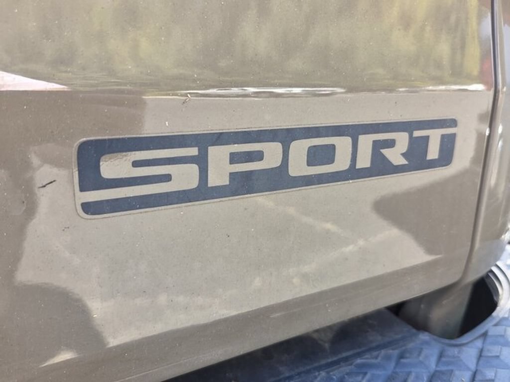 Used 2020 Jeep Gladiator Sport w/ Quick Order Package 24S AWD/4WD image 5
