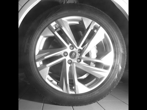 Certified 2023 Audi Q7 3.0T Prestige AWD/4WD image 24