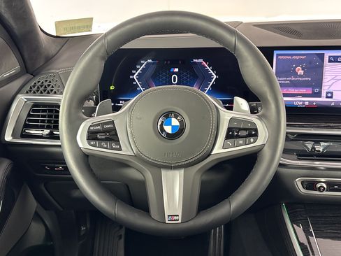 Used 2026 BMW X5 sDrive40i w/ M Sport Package RWD image 11