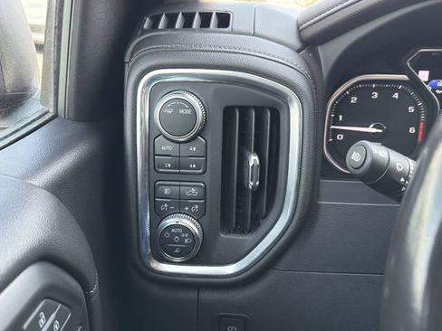 Used 2022 GMC Sierra 1500 Denali w/ Denali Premium Package image 14