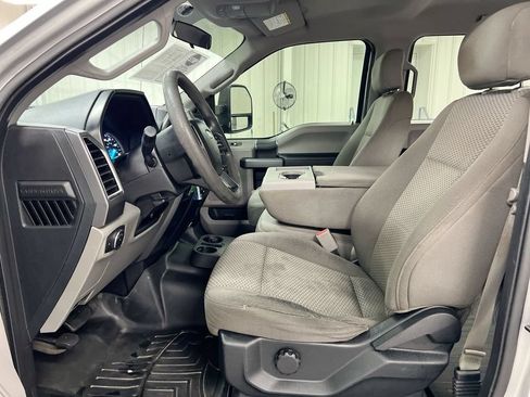 Used 2017 Ford F250 XLT AWD/4WD image 19