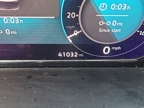 Certified 2024 Volkswagen Atlas SE image 7