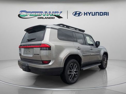 Used 2024 Lexus GX 550 w/ Accessory Package (31) AWD/4WD image 8