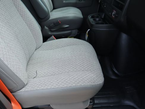 New 2026 GMC Savana 3500 w/ Driver Convenience Package RWD image 8