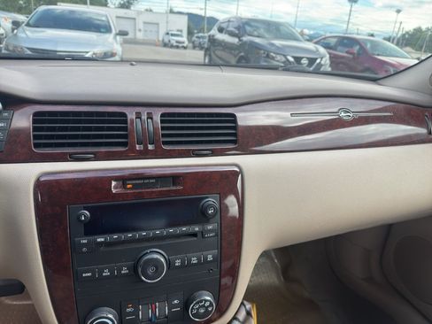 Used 2006 Chevrolet Impala LT w/ Preferred Equipment Group FWD image 18