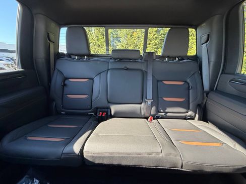New 2026 GMC Sierra 2500 AT4 w/ AT4 Premium Plus Package AWD/4WD image 3