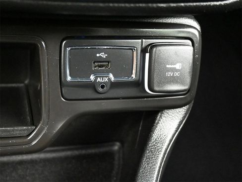 Used 2020 Jeep Renegade Sport image 11