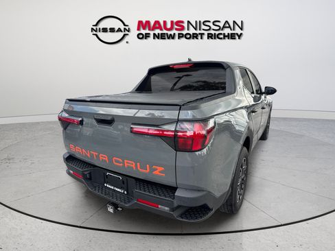 Used 2023 Hyundai Santa Cruz SEL w/ Cargo Package FWD image 10