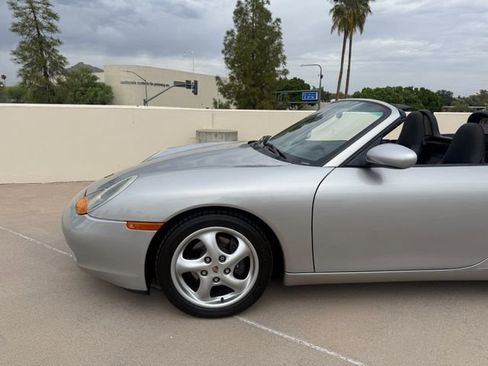 Used 2000 Porsche Boxster image 11