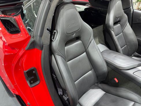 Used 2016 Chevrolet Corvette Z06 w/ 3LZ Preferred Equipment Group RWD image 62