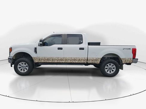 Used 2019 Ford F250 XL w/ STX Appearance Package AWD/4WD image 6