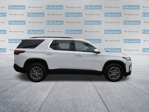Used 2023 Chevrolet Traverse LT w/ Rear Camera Mirror Package AWD/4WD image 13