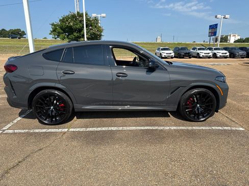 Used 2026 BMW X6 M60i AWD/4WD image 4