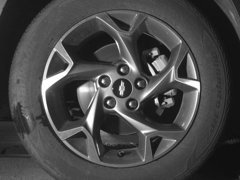 Used 2025 Chevrolet Trax LT w/ LT Convenience Package FWD image 13