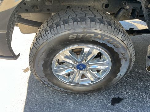 Used 2018 Ford F150 XLT image 34