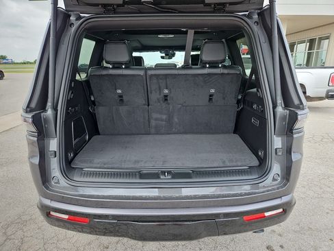 New 2026 Jeep Grand Wagoneer Limited AWD/4WD image 15