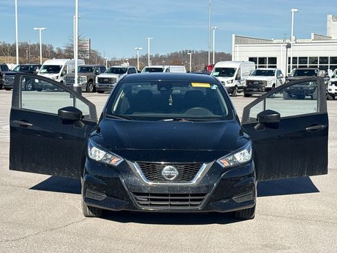 Used 2020 Nissan Versa S image 16