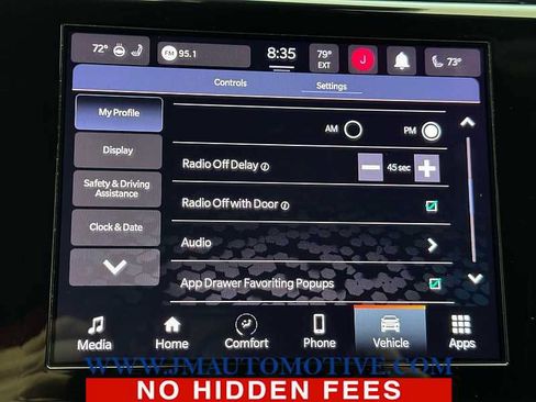 Used 2023 Jeep Grand Cherokee Altitude AWD/4WD image 28
