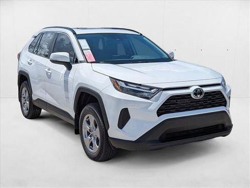 New 2025 Toyota RAV4 XLE w/ Convenience Package AWD/4WD image 7