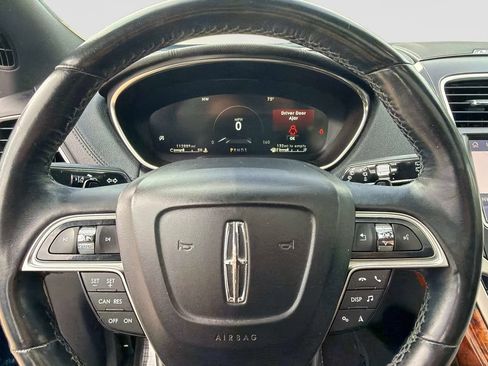 Used 2020 Lincoln Nautilus Reserve AWD/4WD image 28