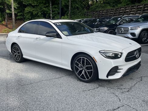 Used 2023 Mercedes-Benz E 350 Sedan image 4