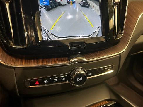 Certified 2023 Volvo XC60 T8 Plus w/ Climate Package image 18