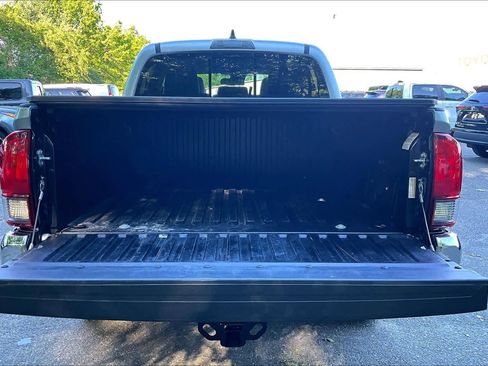 Certified 2023 Toyota Tacoma SR5 w/ SX Package AWD/4WD image 30