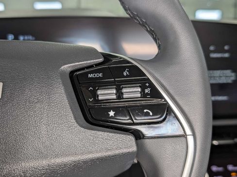 Used 2024 Kia Niro EX FWD image 35