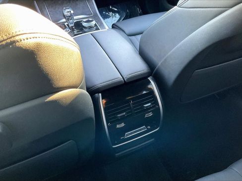 Used 2022 BMW X5 xDrive40i w/ Premium Package image 29