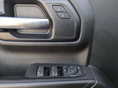 Used 2022 Chevrolet Silverado 1500 Custom Trail Boss image 10