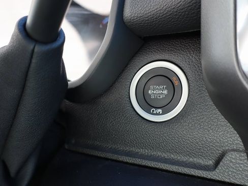 Used 2025 RAM 3500 Laramie image 21