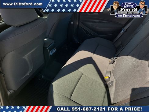 Used 2024 Toyota Corolla LE FWD image 13
