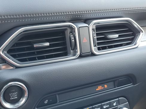 New 2025 MAZDA CX-5 Signature image 13