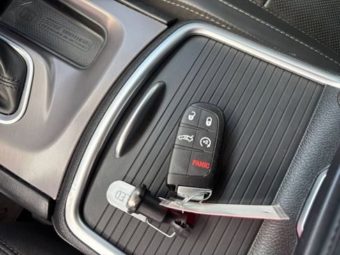 Used 2022 Dodge Charger SXT w/ Plus Group RWD image 32