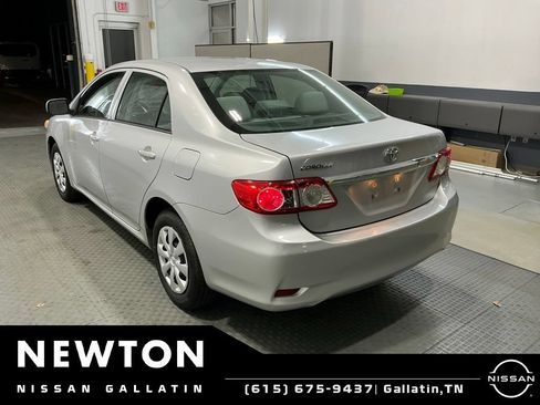 Used 2013 Toyota Corolla L FWD image 6