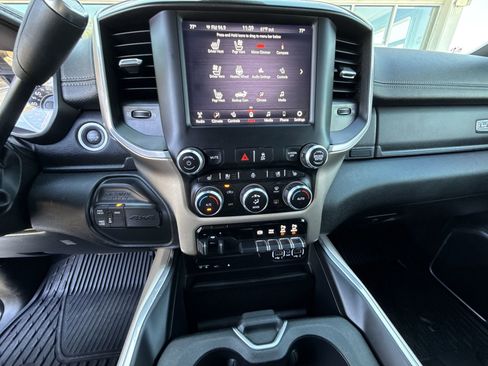 Used 2019 RAM 3500 Laramie image 15