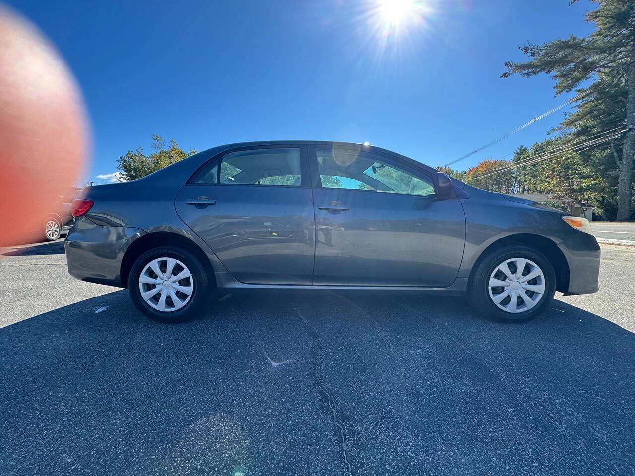 Used 2011 Toyota Corolla LE FWD image 15