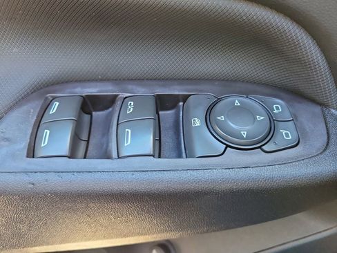 Used 2022 Chevrolet Equinox RS w/ RS Leather Package image 23