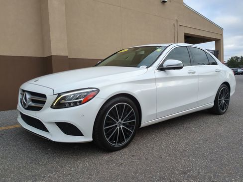 Used 2020 Mercedes-Benz C 300 Sedan image 8