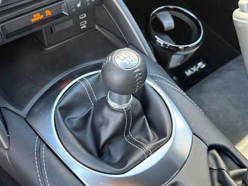 New 2025 MAZDA MX-5 Miata RF Club image 12