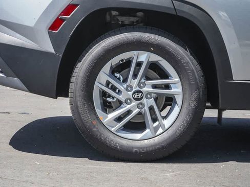 New 2026 Hyundai Tucson SE FWD image 8
