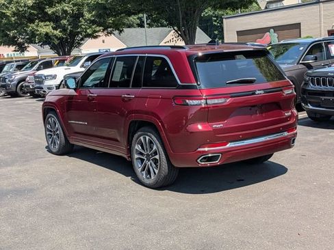 Certified 2023 Jeep Grand Cherokee Overland AWD/4WD image 5