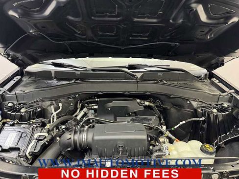 Used 2020 Ford Explorer XLT w/ Comfort Package image 10