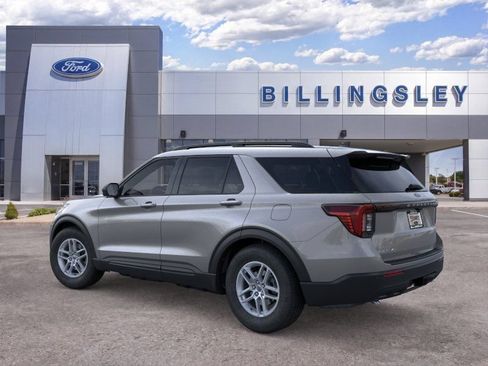 New 2026 Ford Explorer Active RWD image 4