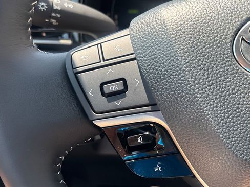 New 2026 Toyota Camry SE FWD image 22