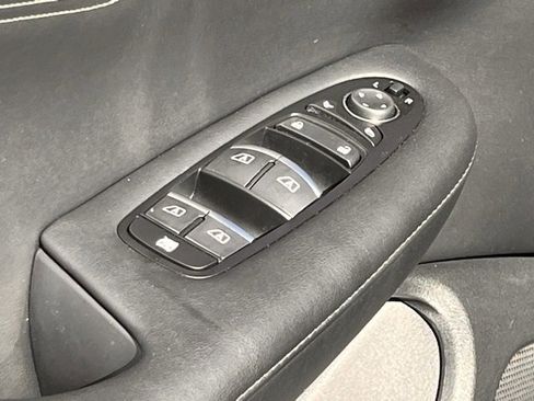 Certified 2025 INFINITI QX55 Luxe w/ Cargo Package image 12