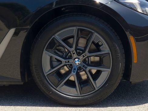 New 2026 BMW i4 eDrive40 w/ Parking Assistance Package RWD image 7